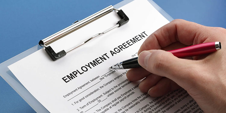 Employment and independent Contractor Agreement under Iranian Law